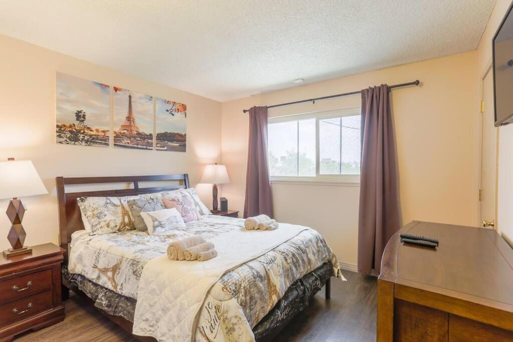 Vacation Home 3.5 Mi To Strip/Dt/Outlt Up To 8 Gst Las Vegas Luaran gambar