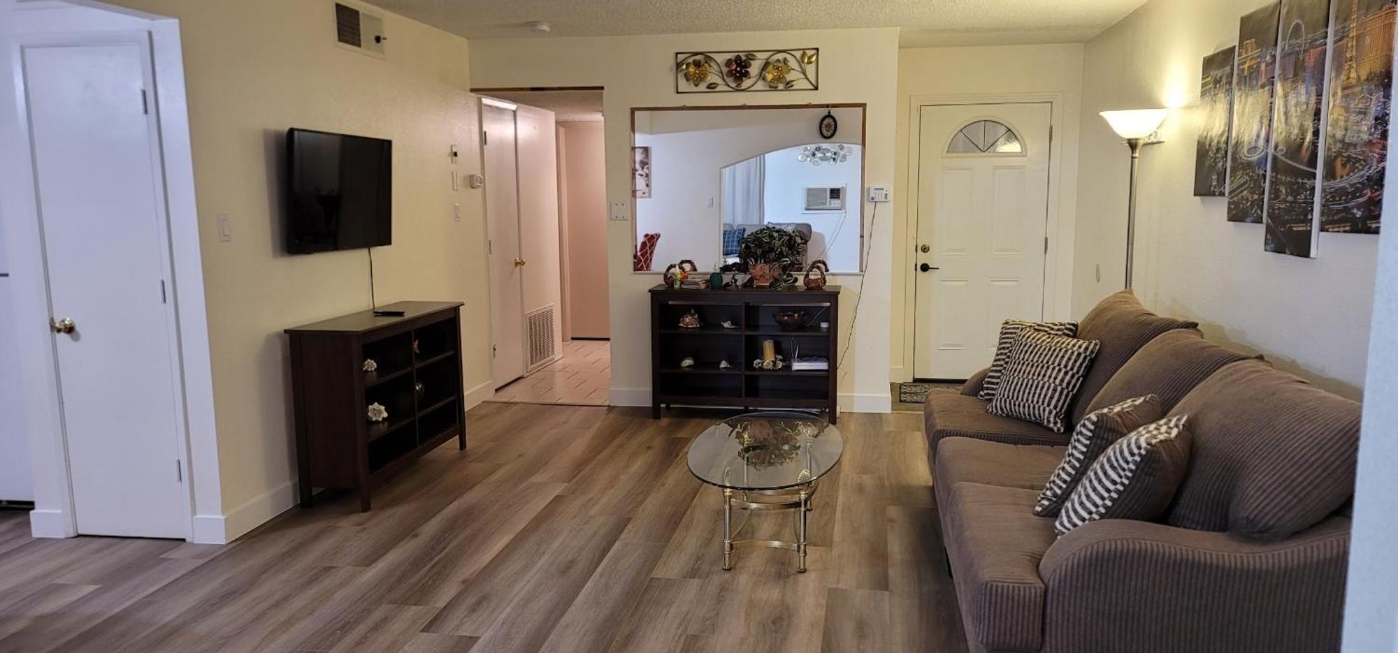 Vacation Home 3.5 Mi To Strip/Dt/Outlt Up To 8 Gst Las Vegas Luaran gambar