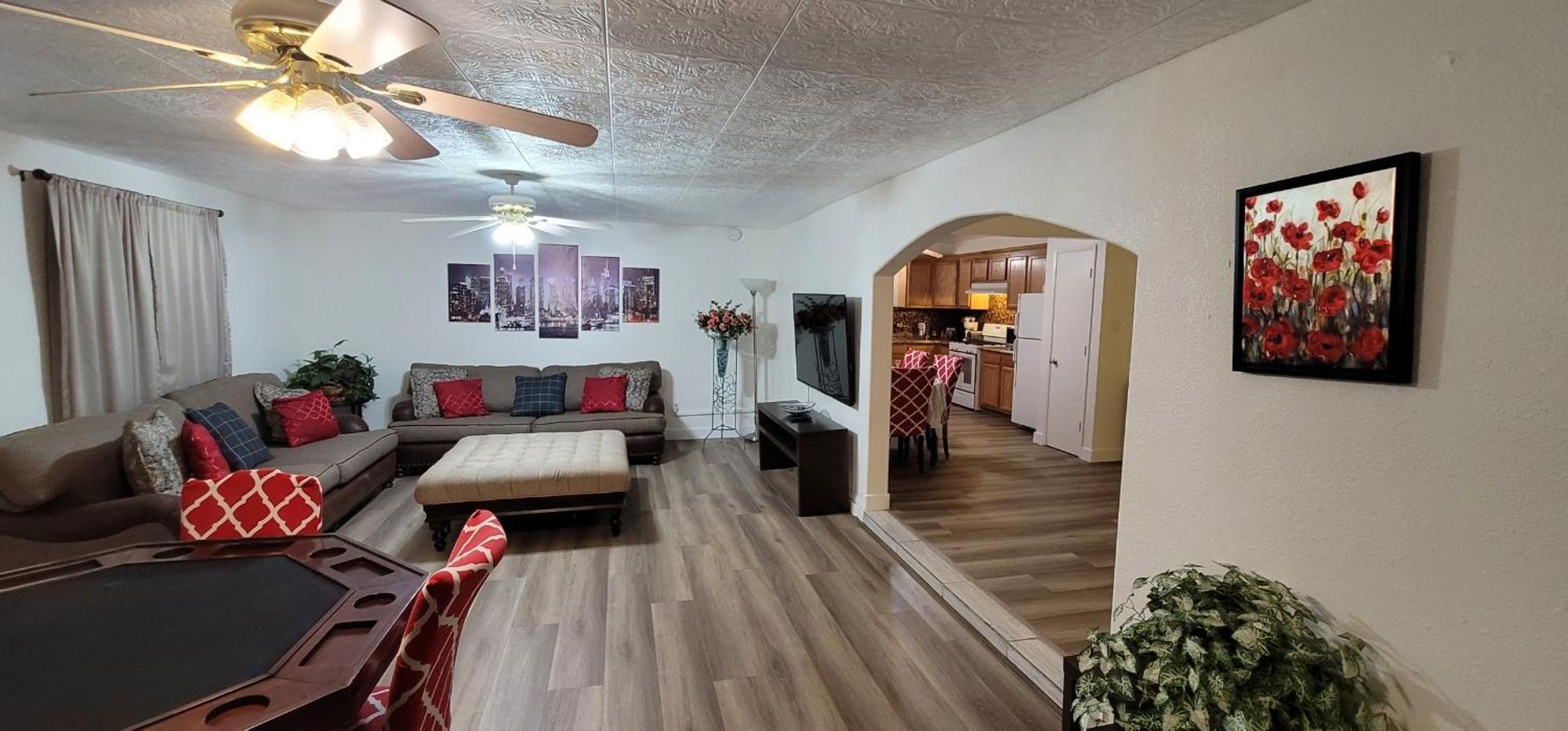 Vacation Home 3.5 Mi To Strip/Dt/Outlt Up To 8 Gst Las Vegas Luaran gambar