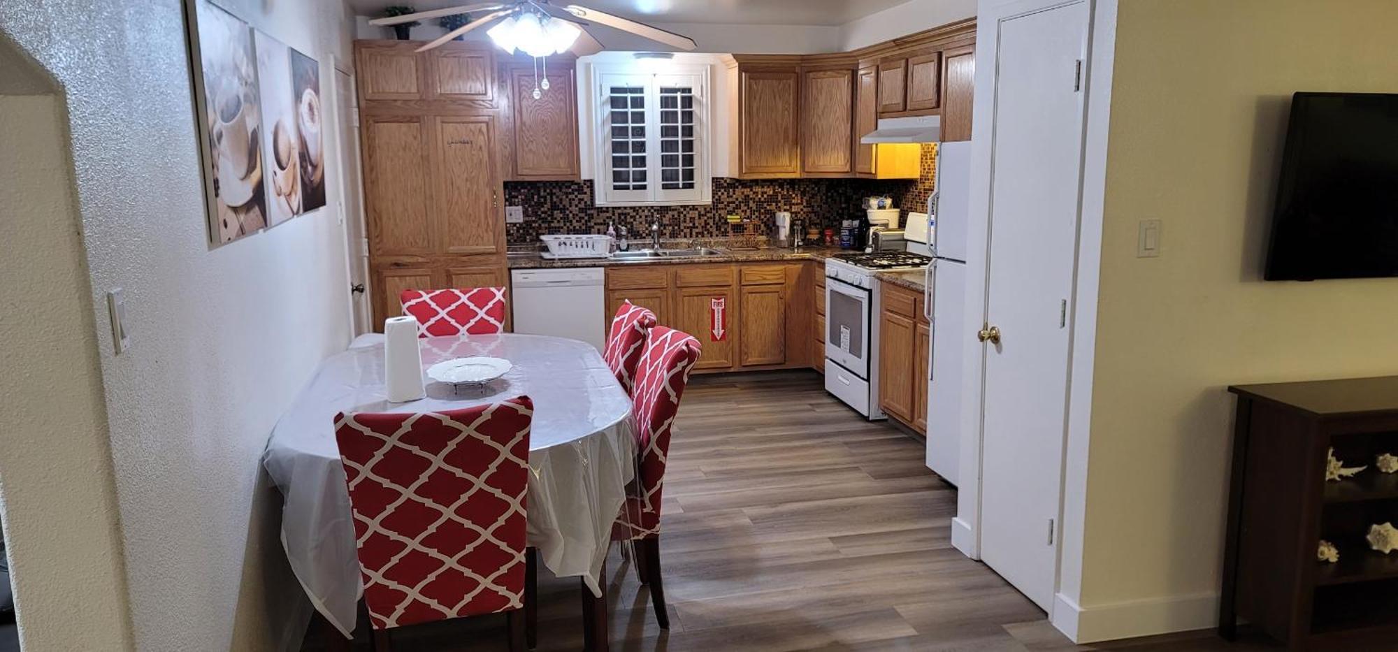 Vacation Home 3.5 Mi To Strip/Dt/Outlt Up To 8 Gst Las Vegas Luaran gambar