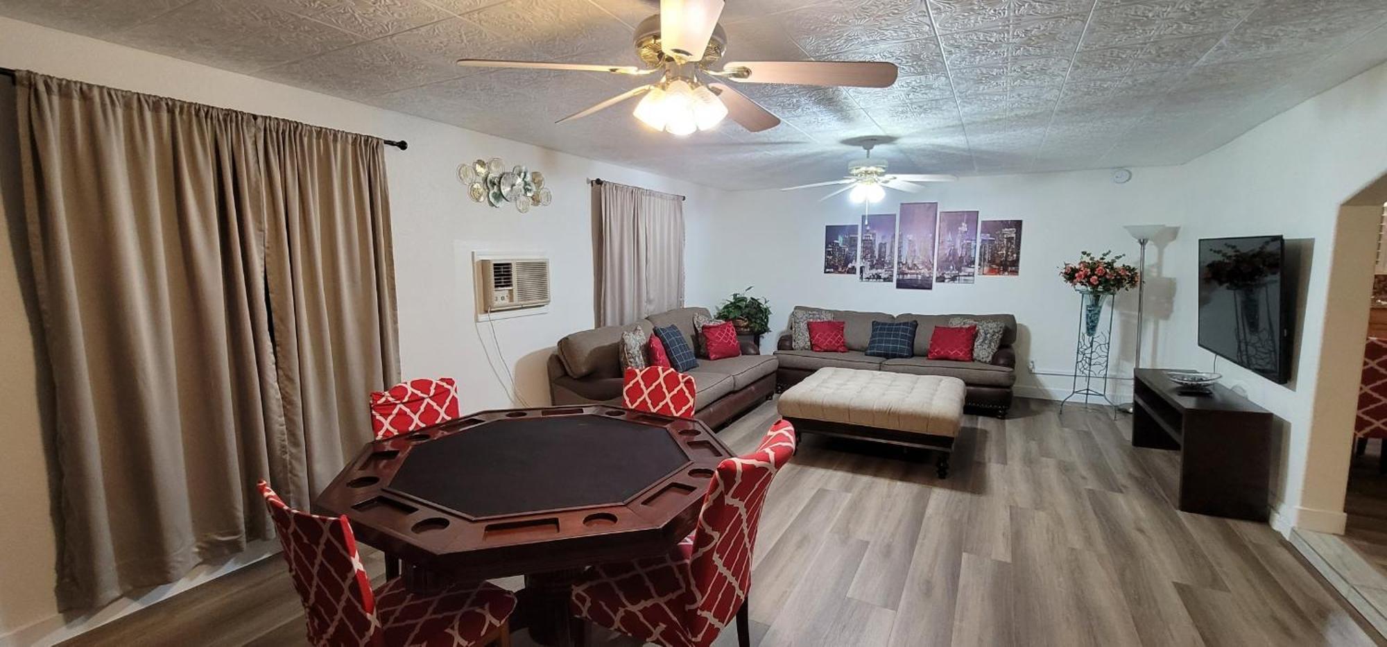 Vacation Home 3.5 Mi To Strip/Dt/Outlt Up To 8 Gst Las Vegas Luaran gambar
